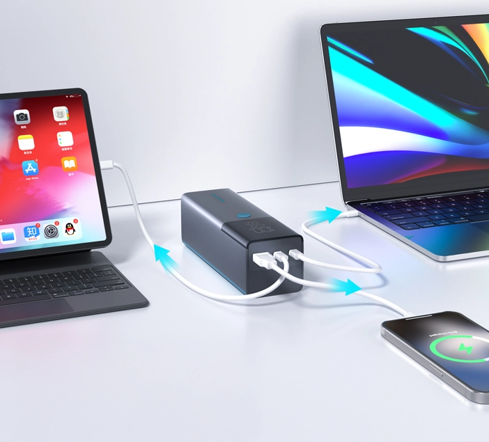 Imagen de Power Bank P288D en uso